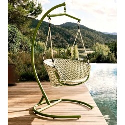 Sedia sospesa Aliga in alluminio e rattan verde VeryForma